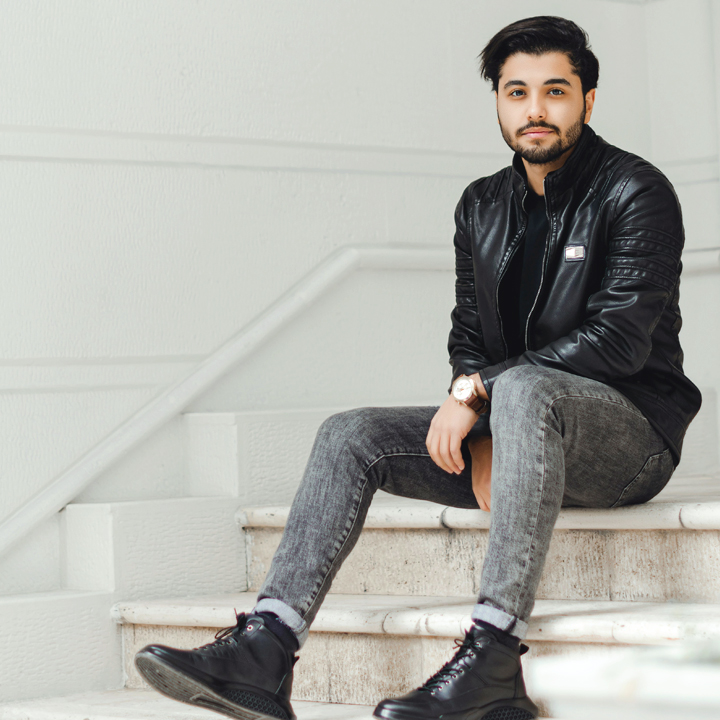 Why Timeless Clothing Deserves A Place In Every Wardrobe?
